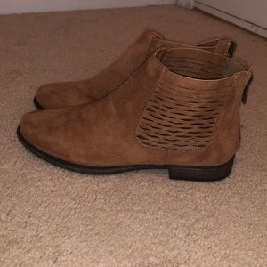 Ankle booties
